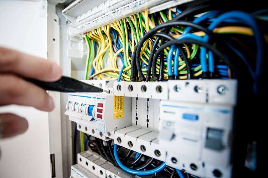 apprendre l'électricité