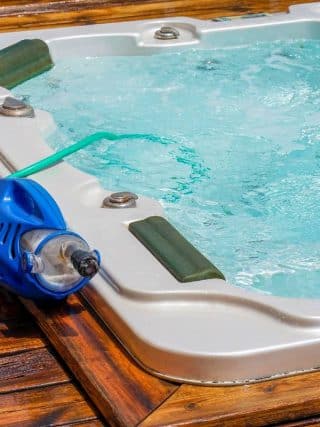 nettoyer spa gonflable