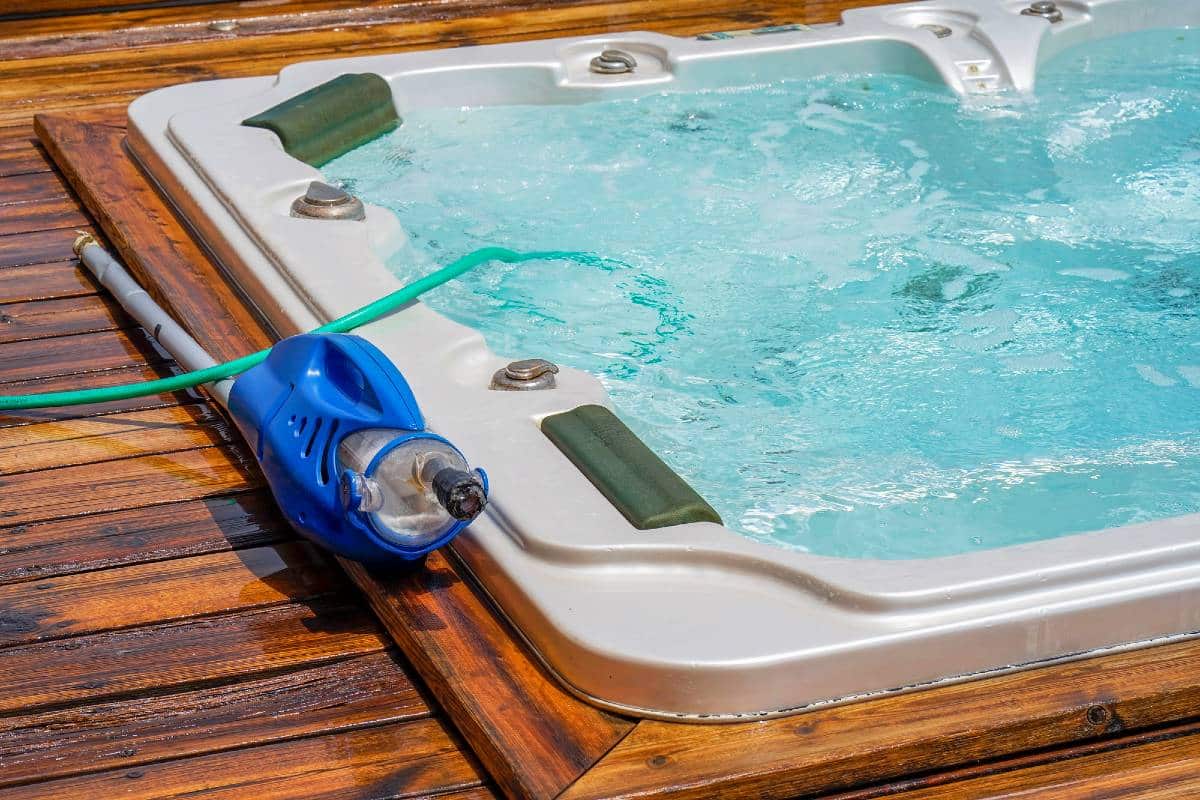 nettoyer spa gonflable