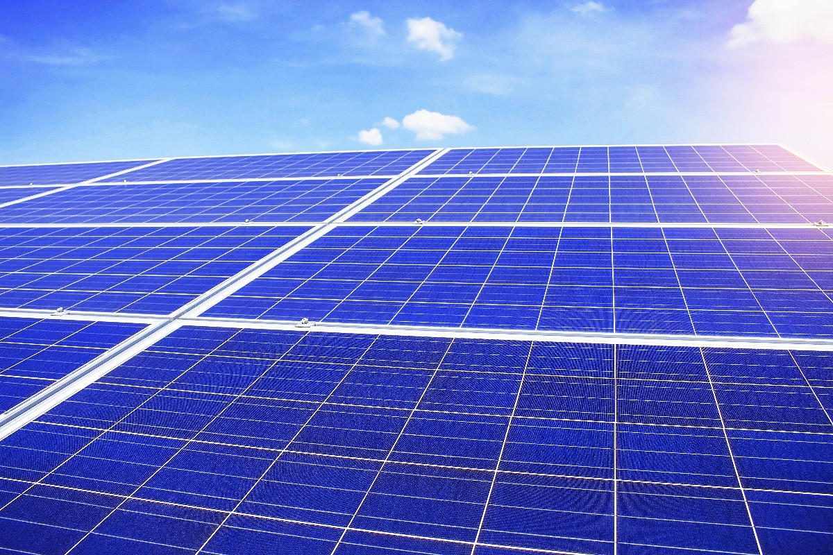 des panneaux solaires