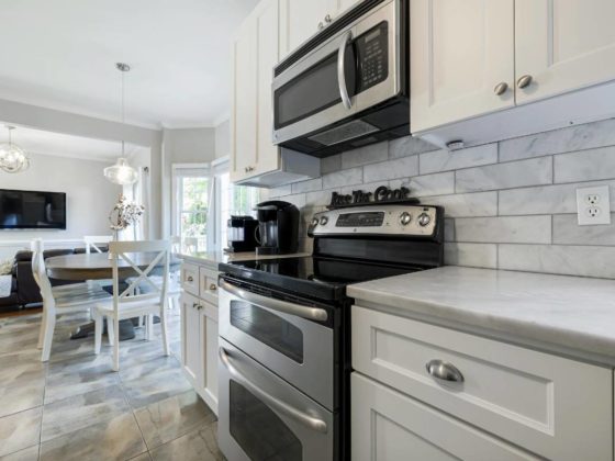 électroménager dans une cuisine