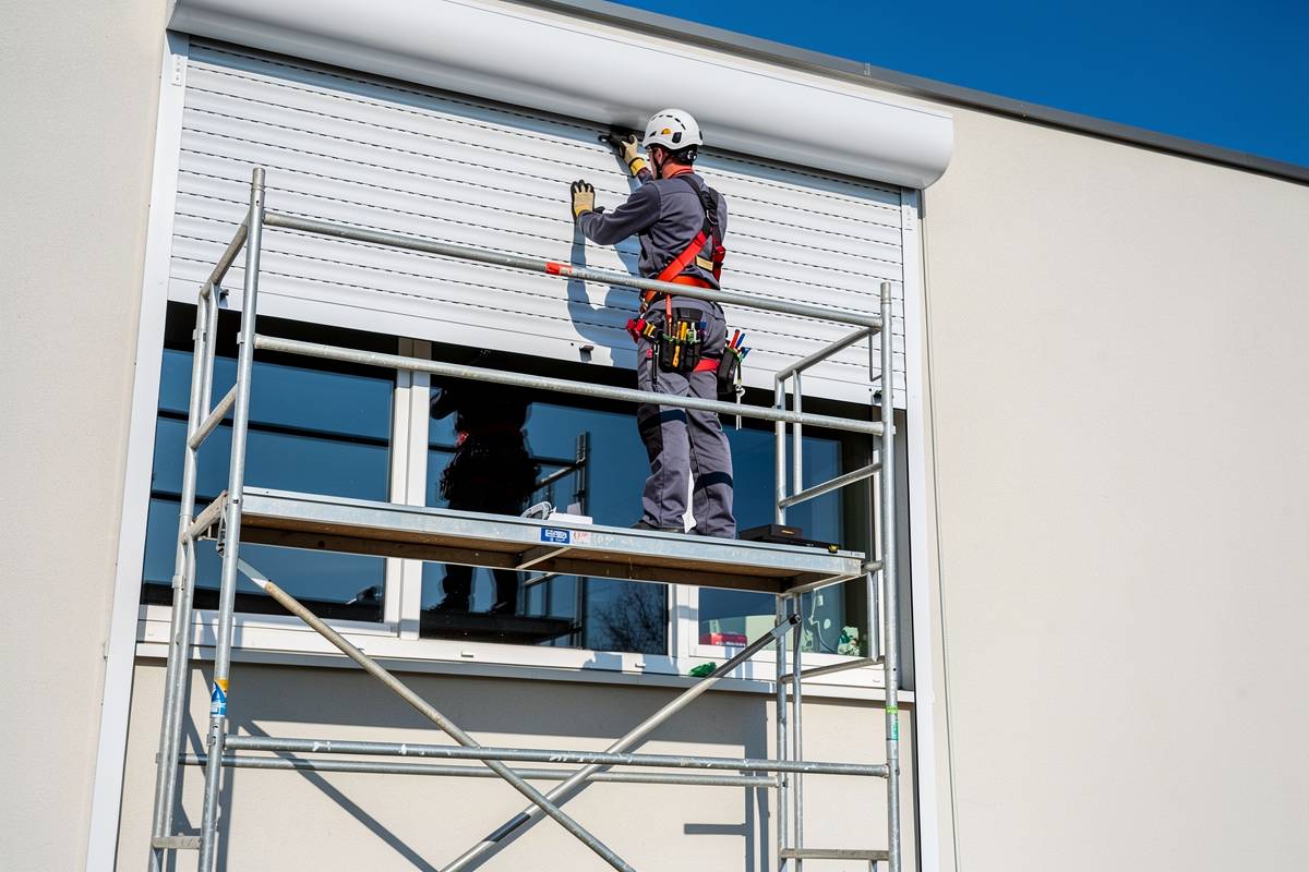 echafaudage reparation volet